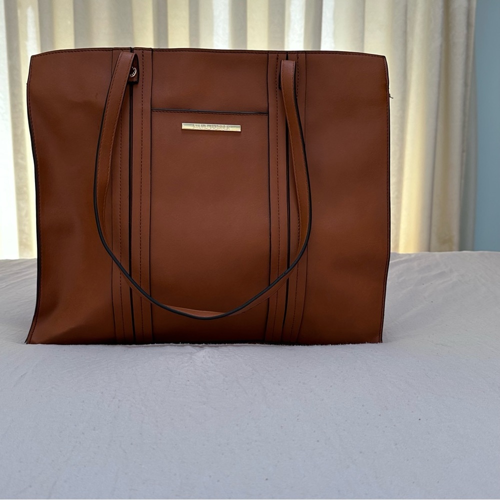 Steve Madden Brown Tote Bag with Structured Design